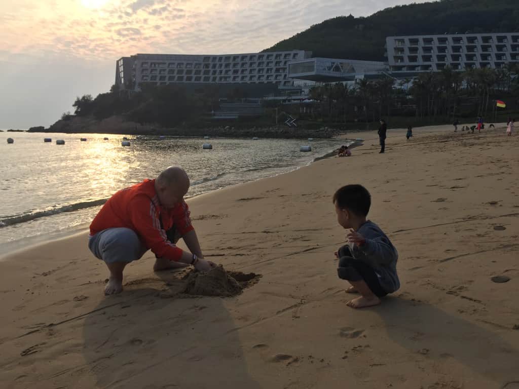 从海滩看房间
