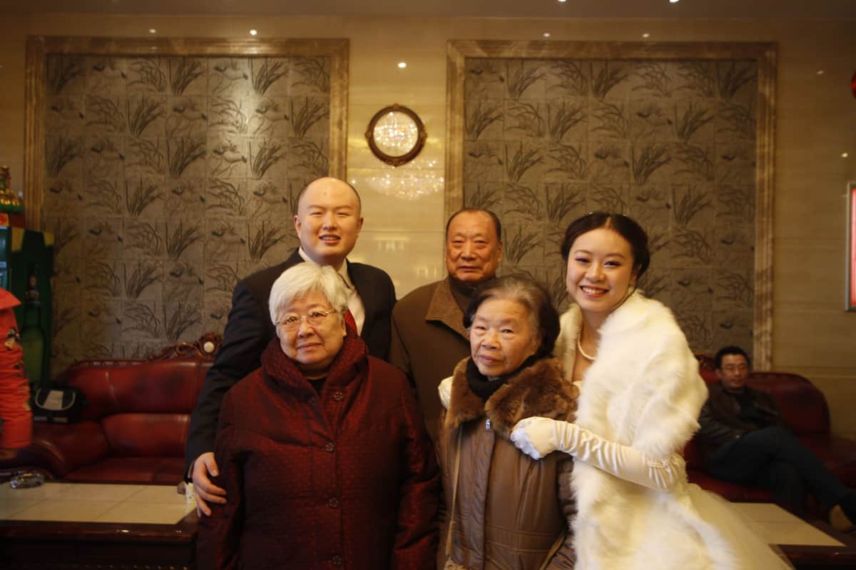“爷爷再见”
