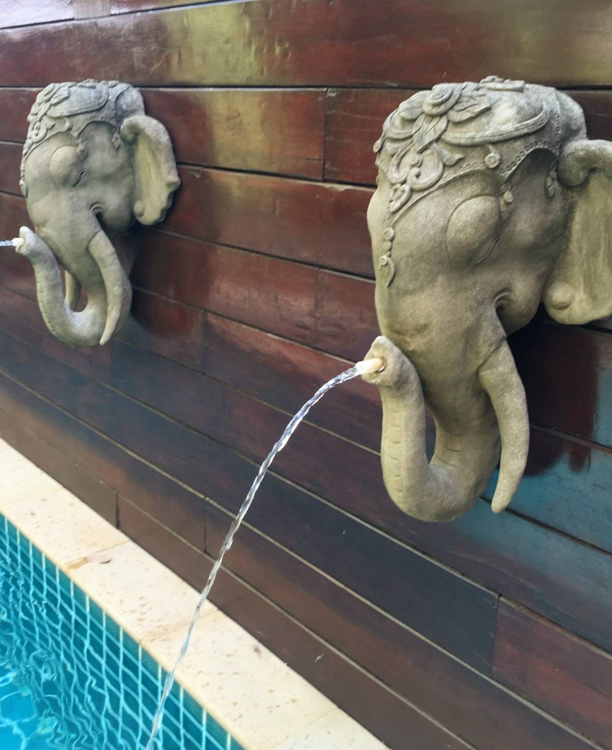 MongoDB 里实现多表联查